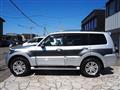 2016 Mitsubishi Pajero