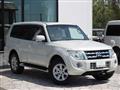 2014 Mitsubishi Pajero
