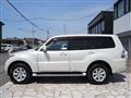 2014 Mitsubishi Pajero