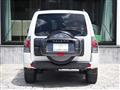 2017 Mitsubishi Pajero