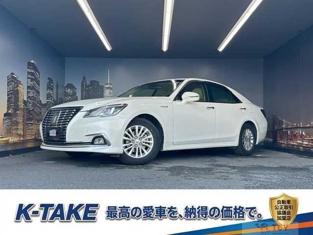 2015 Toyota Crown
