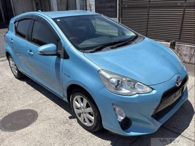 2015 Toyota AQUA