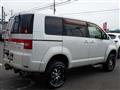 2011 Mitsubishi Delica D5