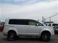 2011 Mitsubishi Delica D5