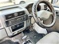 2000 Mitsubishi Minicab Truck