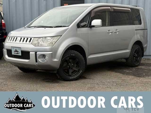 2013 Mitsubishi Delica D5