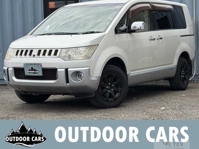 2009 Mitsubishi Delica D5