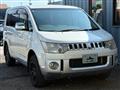 2009 Mitsubishi Delica D5