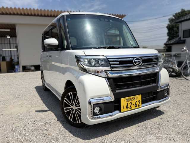 2018 Daihatsu Tanto Custom