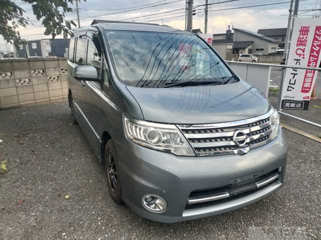 2007 Nissan Serena