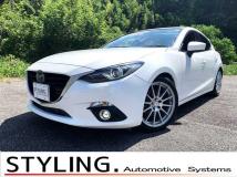 2014 Mazda Axela