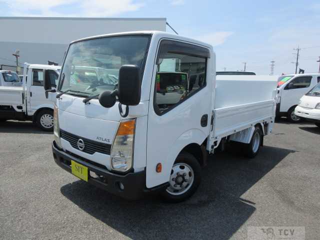 2013 Nissan Atlas