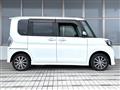 2017 Daihatsu Tanto