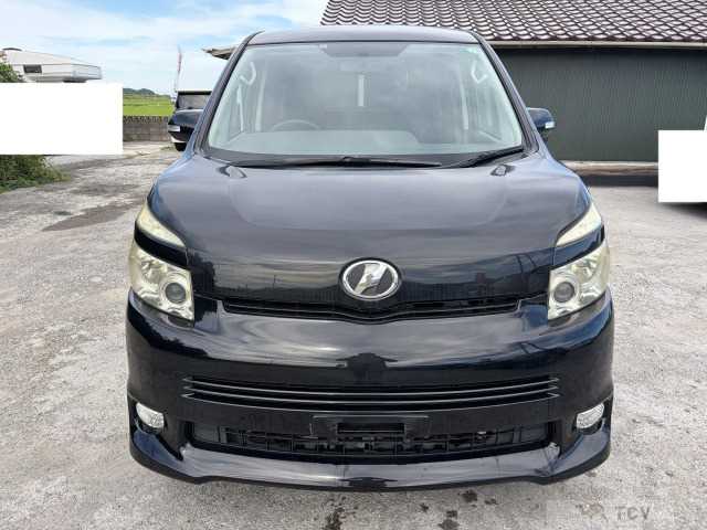 2008 Toyota Voxy