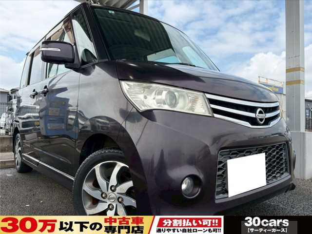 2011 Nissan ROOX