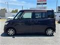 2010 Nissan ROOX