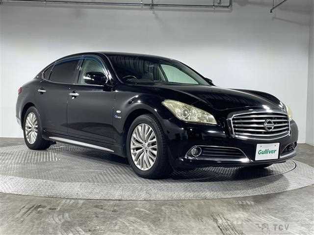2012 Nissan Cima