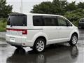 2018 Mitsubishi Delica D5