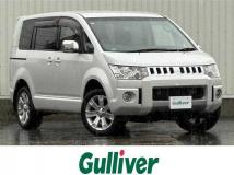 2018 Mitsubishi Delica D5