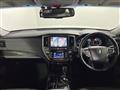 2016 Toyota Crown Hybrid
