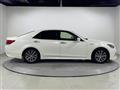 2016 Toyota Crown Hybrid