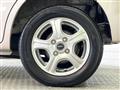 2012 Nissan ROOX