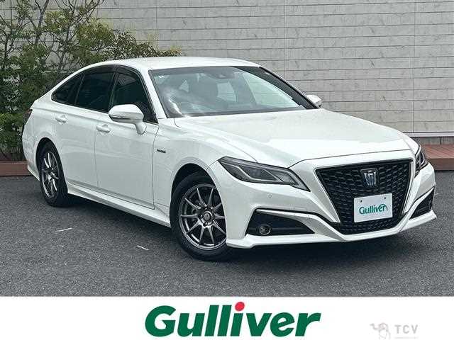 2020 Toyota Crown Hybrid