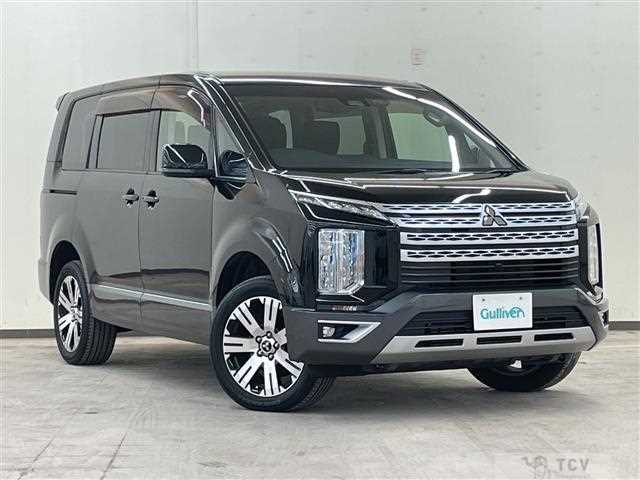 2019 Mitsubishi Delica D5