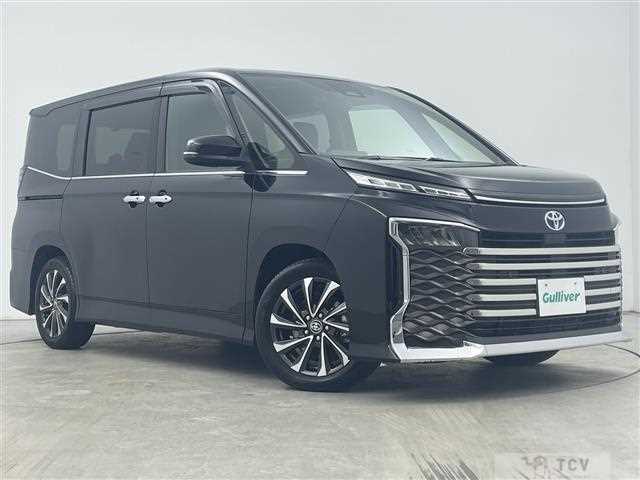 2023 Toyota Voxy