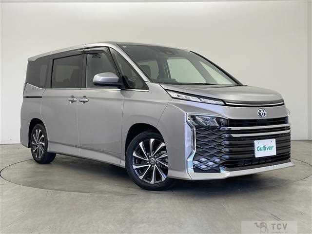 2022 Toyota Voxy