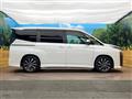 2022 Toyota Voxy