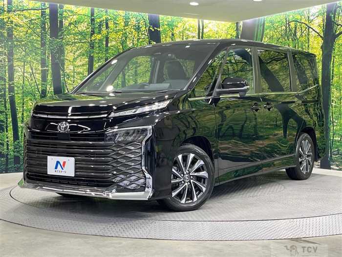2023 Toyota Voxy
