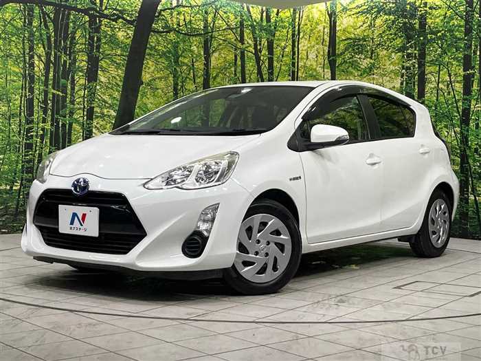 2016 Toyota AQUA