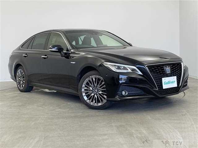 2019 Toyota Crown Hybrid