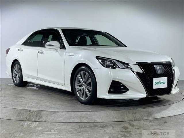 2017 Toyota Crown Hybrid