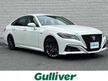2020 Toyota Crown Hybrid