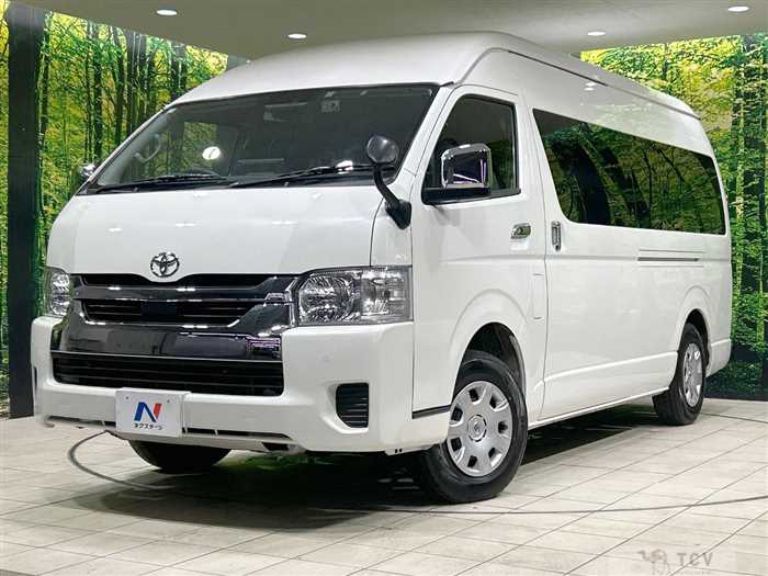 2025 Toyota Hiace Wagon