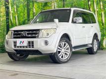 2011 Mitsubishi Pajero