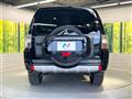 2013 Mitsubishi Pajero