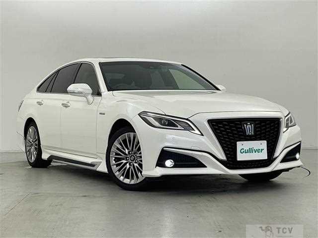 2019 Toyota Crown Hybrid