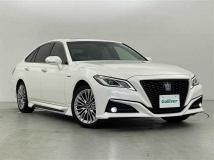 2019 Toyota Crown Hybrid
