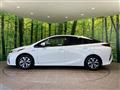 2019 Toyota Prius PHV
