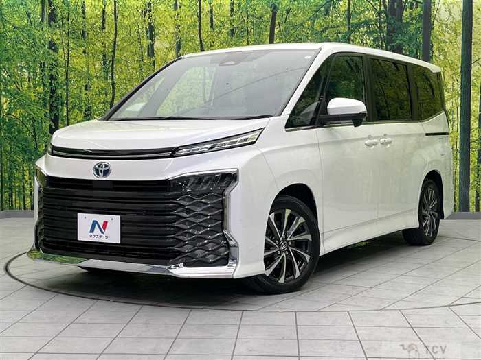 2023 Toyota Voxy