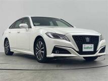 2020 Toyota Crown Hybrid