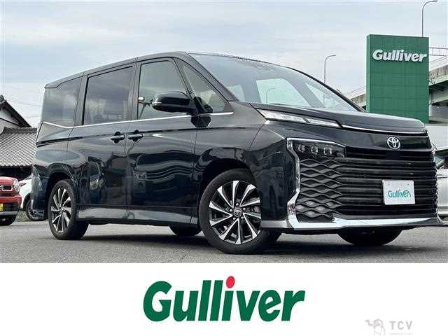 2022 Toyota Voxy
