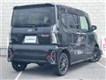 2022 Daihatsu Tanto