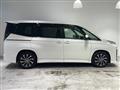 2022 Toyota Voxy