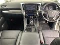 2019 Toyota Alphard Hybrid