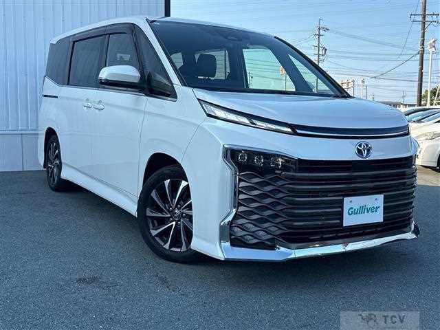 2023 Toyota Voxy