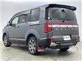 2021 Mitsubishi Delica D5